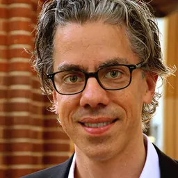 Portrait of Jörg Breiding
