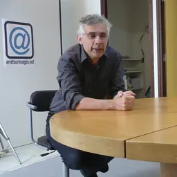 Portrait of Daniel Schneidermann