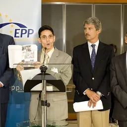 Portrait of Normando Hernández González