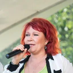Portrait of Vicky Rosti