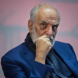 Portrait of Aydin Aghdashloo