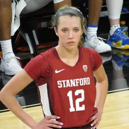 Portrait of Lexie Hull