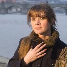 Portrait of Julie Wimmer