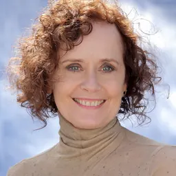 Portrait of Maureen Teefy