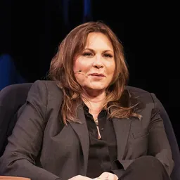 Portrait of Kerry Ehrin