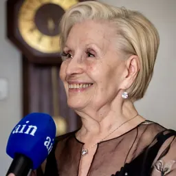 Portrait of Olga Cardoso
