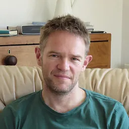 Portrait of Richard Thomas