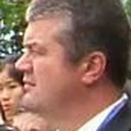 Portrait of Steven Griffiths