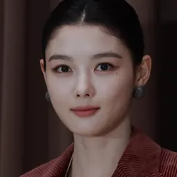 Portrait of Kim You-jung