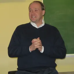 Portrait of Greg Smith