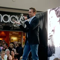 Portrait of Clinton Kelly