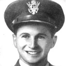 Portrait of Raymond Zussman