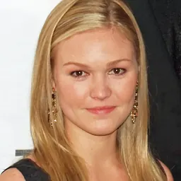Portrait of Julia Stiles