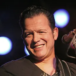 Portrait of Tommy Castro