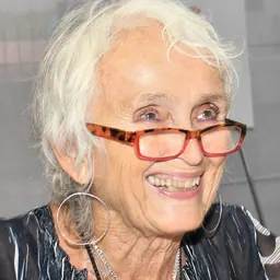 Portrait of Beverly Lowry
