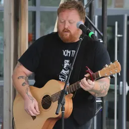 Portrait of Tomi Swick