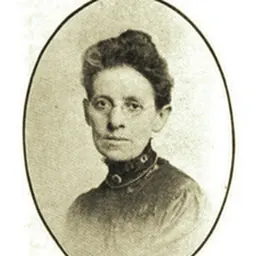 Portrait of Jennie Hanna