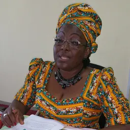 Portrait of Nanette Thomas