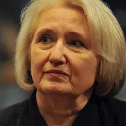 Portrait of Melanne Verveer