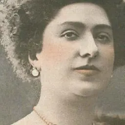 Portrait of Julia Fons
