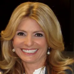 Portrait of Lisa Bloom