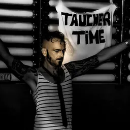 Portrait of DJ Taucher