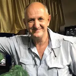Portrait of Tom Kapitany