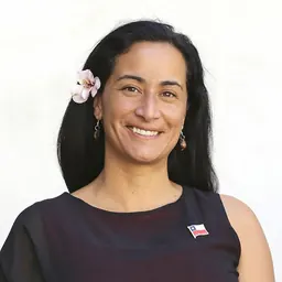 Portrait of Laura Rapu