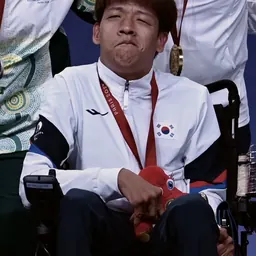Portrait of Jeong Ho-won