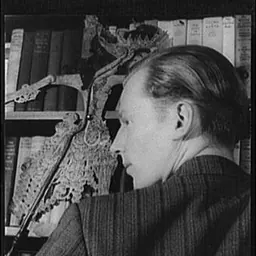 Portrait of Paul Draper
