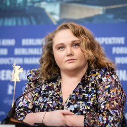 Portrait of Danielle Macdonald