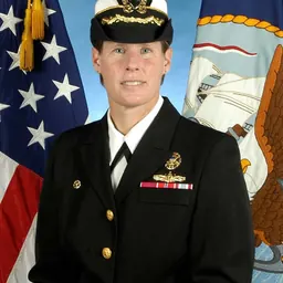 Portrait of Holly Graf