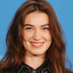 Portrait of Anamaria Vartolomei