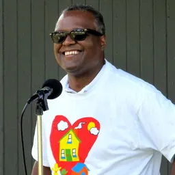 Portrait of Rushern Baker