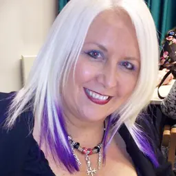 Portrait of Samantha Lee Howe