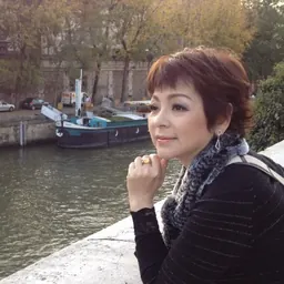 Portrait of Ái Vân