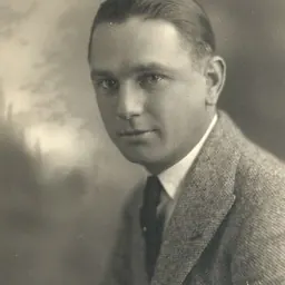 Portrait of Gussie Mueller