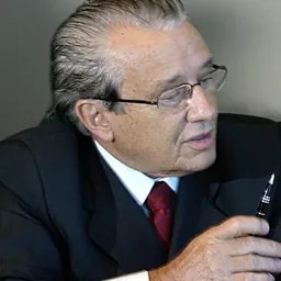 Portrait of José Reinaldo Tavares