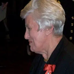 Portrait of Alison Quentin-Baxter