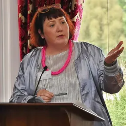 Portrait of Heather Galbraith