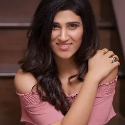 Portrait of Shashaa Tirupati