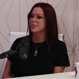 Portrait of Alexis Fawx
