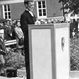 Portrait of Sven Sixten