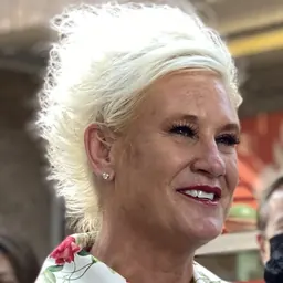 Portrait of Anne Burrell
