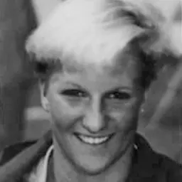 Portrait of Carrie Steinseifer