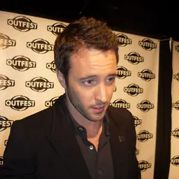 Portrait of Alex O'Loughlin