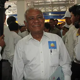 Portrait of Pol Hom
