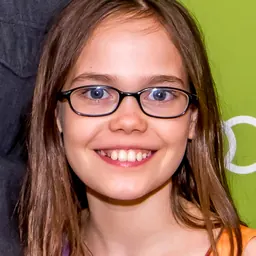 Portrait of Oona Laurence