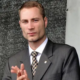Portrait of Patrick Schreiber