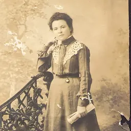 Portrait of Yehudit Harari